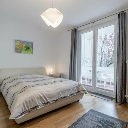 Id 4243 Private Apartment
